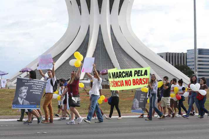 Marcha pela Ciência realizada em Brasília, em 2017