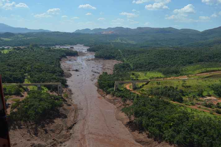 Rompimento da barragem de Brumadinho