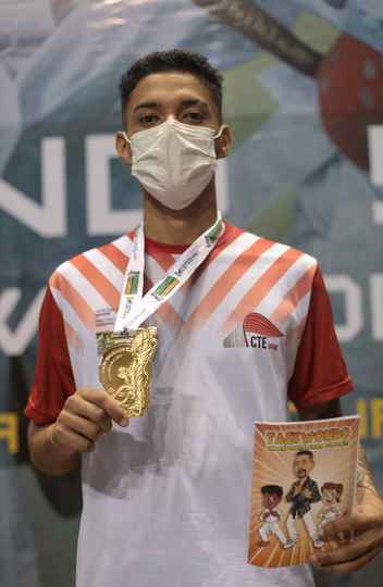 Juliano Lima será o representante brasileiro na categoria até 58kg no Campeonato Mundial Adulto de Taekwondo, em novembro.