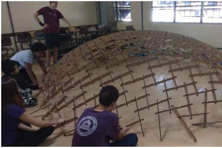 Atividade do Projeto Olimpo, que prepara estudantes para a Olimpíada de Matemática