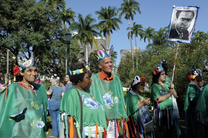 Foto: Raphaella Dias/UFMG Desfile pela Luta Antimanicomial foi realizado na Praça da Liberdade, em Belo Horizonte