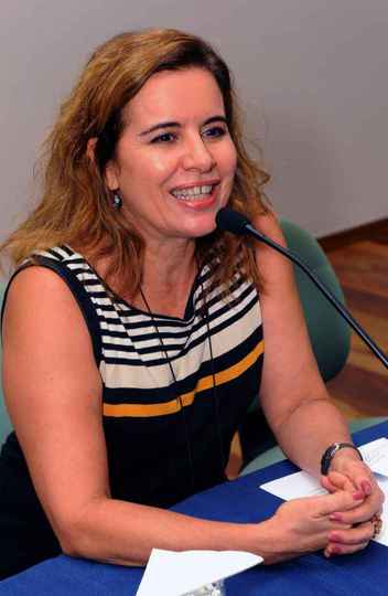 Reitora Sandra Goulart discutirá sobre educação superior e democracia