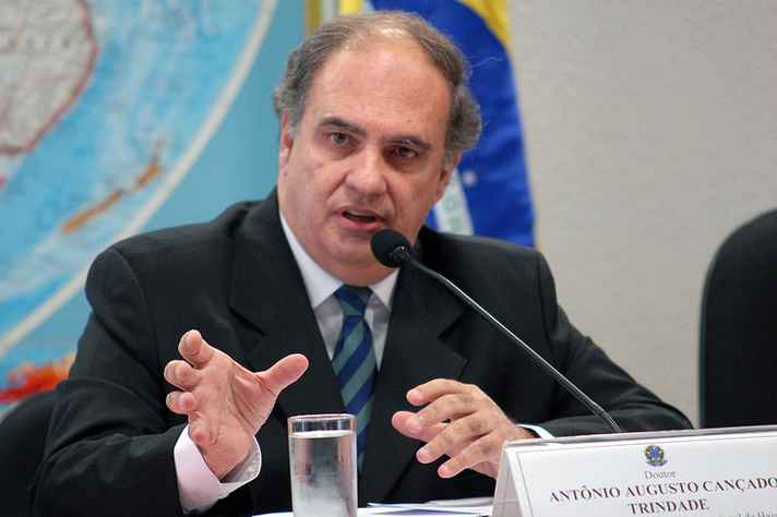 Antônio Augusto Cançado Trindade foi eleito juiz da Corte Internacional de Justiça com os votos de 163 dos 192 estados membros da Assembleia Geral da ONU