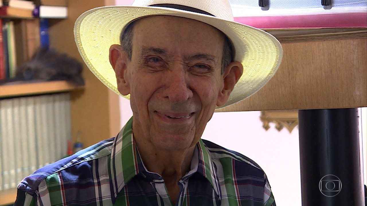 Professor Edson Durão Júdice foi o vencedor da categoria Ciência, do Prêmio Bom Exemplo, em 2017
