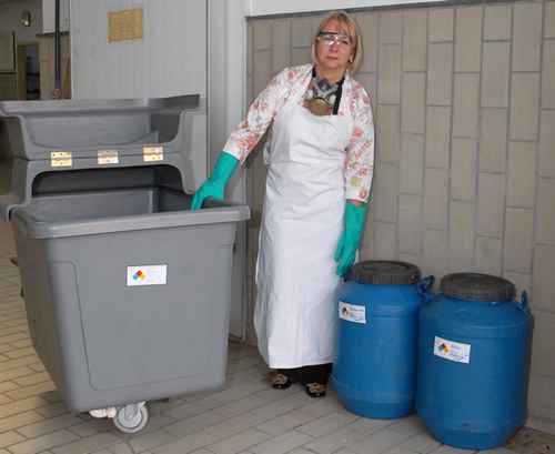 A enfermeira Monica Stehling e a gestão de resíduos na Escola de Veterinária: item de biossegurança