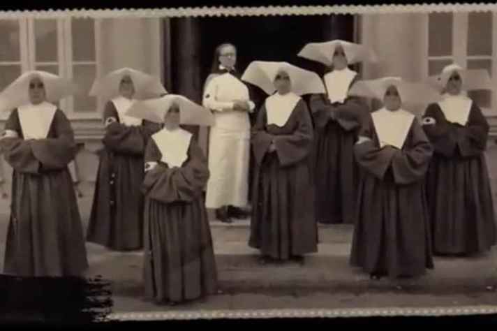 Vídeos incluem imagens antigas da Escola de Enfermagem