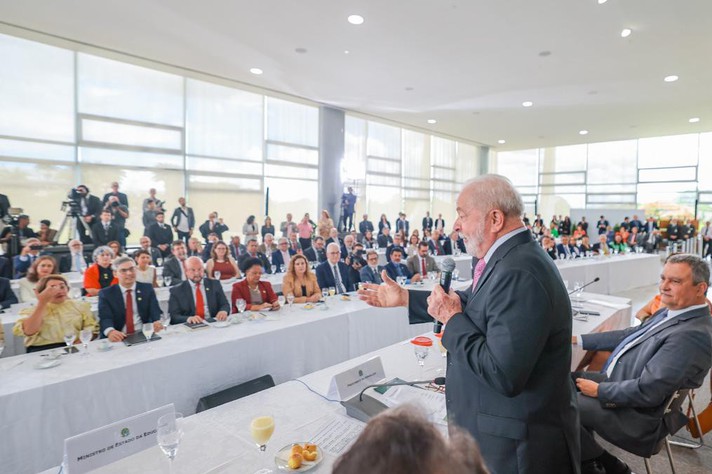 Lula destacou o papel central da educação em seu projeto de governo