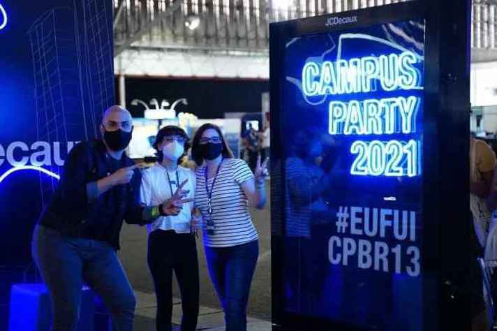 Revista Campus Party será publicada sempre junto a uma edição do evento, reunindo conteúdos que abordem os temas de seu universo