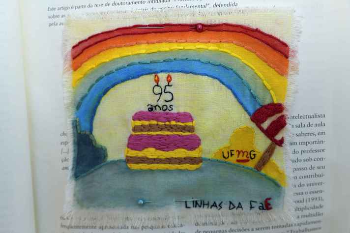 Homenagem ao aniversário da UFMG em crochê