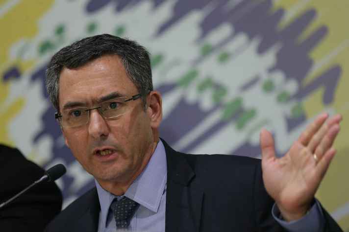 O ministro da Fazenda, Eduardo Guardia, disse que o governo vai compensar a Petrobras por eventuais perdas.