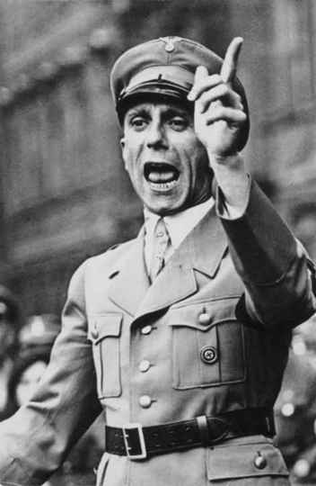 O ministro da propaganda nazista Joseph Goebbels