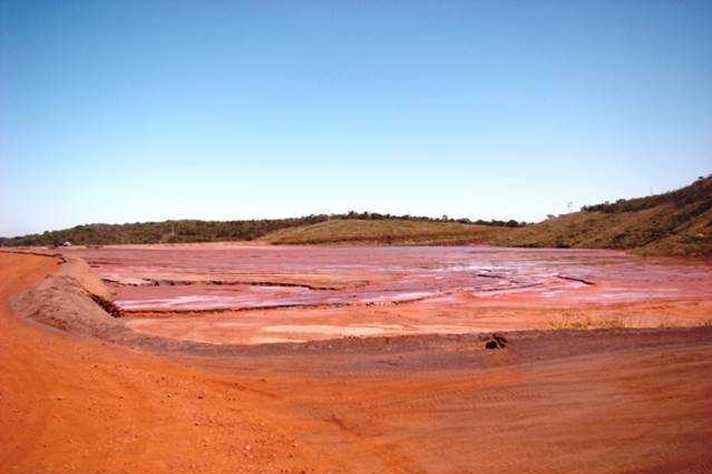 Barragem de rejeitos de mineração de ferro: estudos da UFMG propõem alternativas mais seguras e sustentáveis
