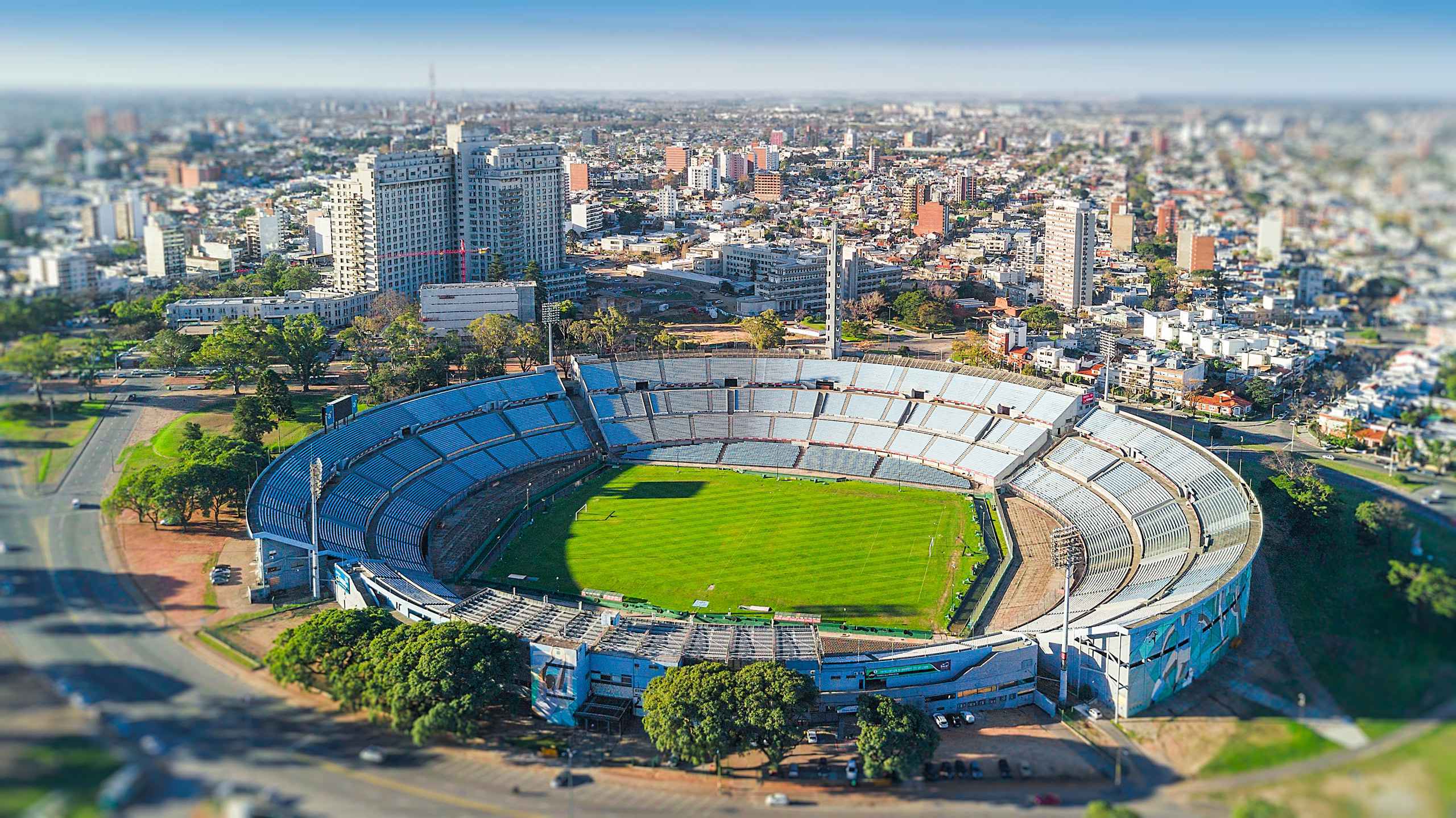 Estádio Centenário em Montevidéu (2017), sede da primeira final de Copa do Mundo