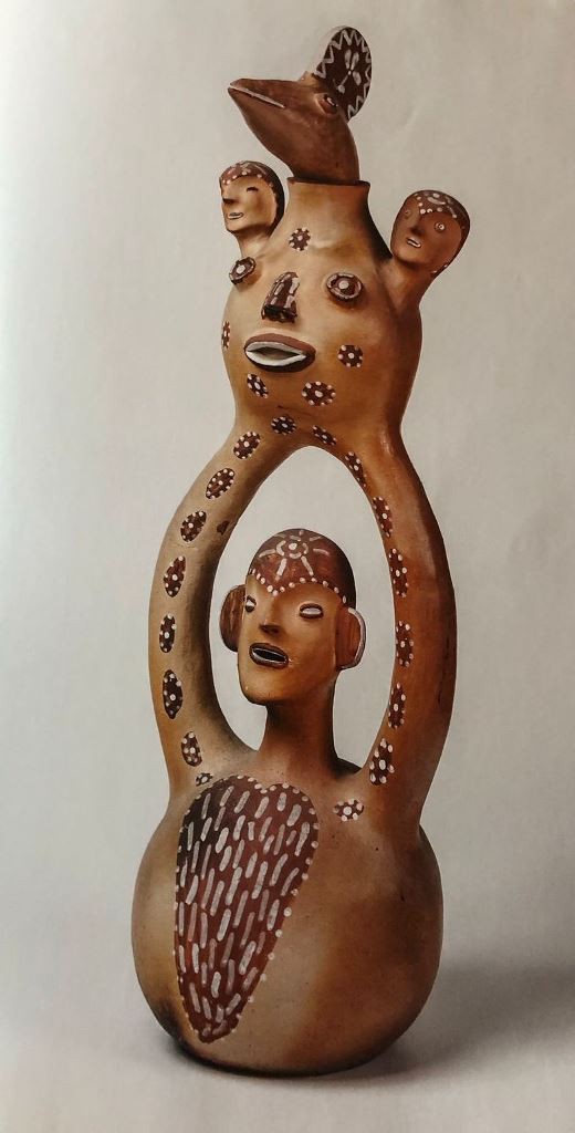 Cerâmica policromada criada pelo escultor Ulisses Pereira, de Icaraí