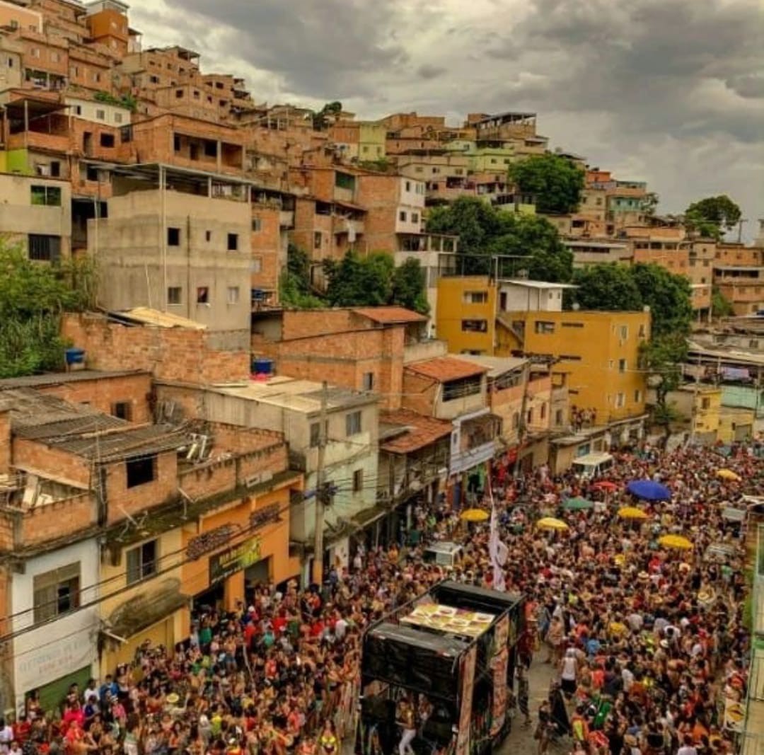 Bloco Seu Vizinho ocupa o Aglomerado da Serra: direito à cidade