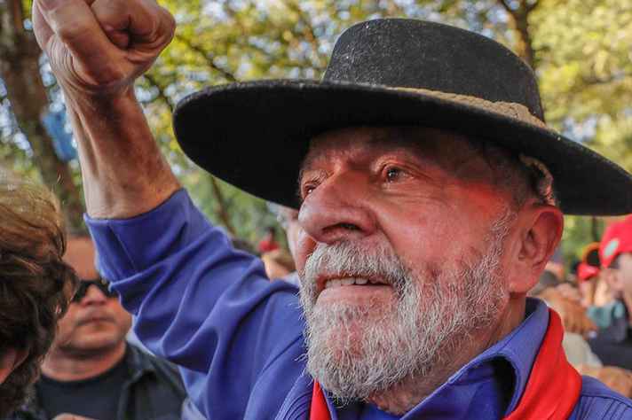 Ex-presidente Lula em caravana pelo Sul do país