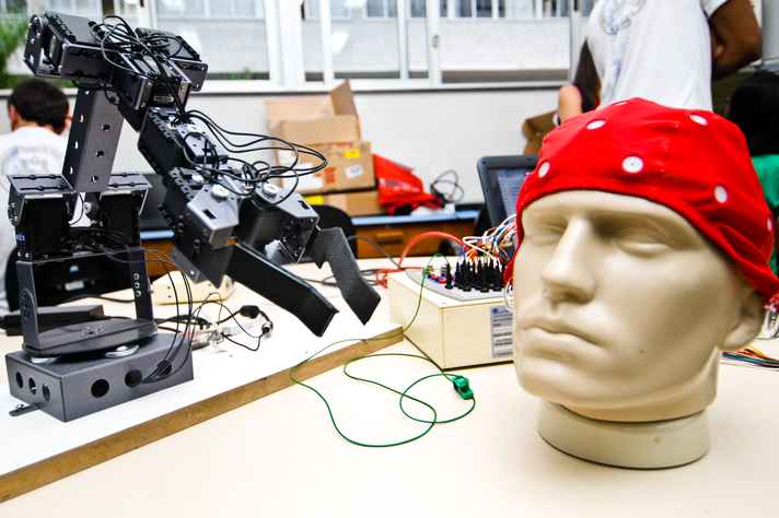 Interface cérebro-máquina é um dos eixos de atuação dos profissionais e pesquisadores da área