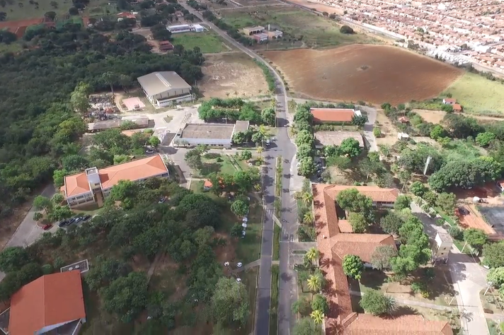 Vista aérea do Instituto de Ciências Agrárias (ICA), no campus Montes Claros