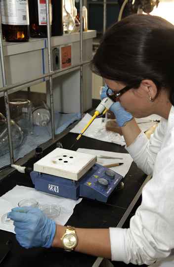 Nova normatização prevê compartilhamento de laboratórios da UFMG com empresas privadas