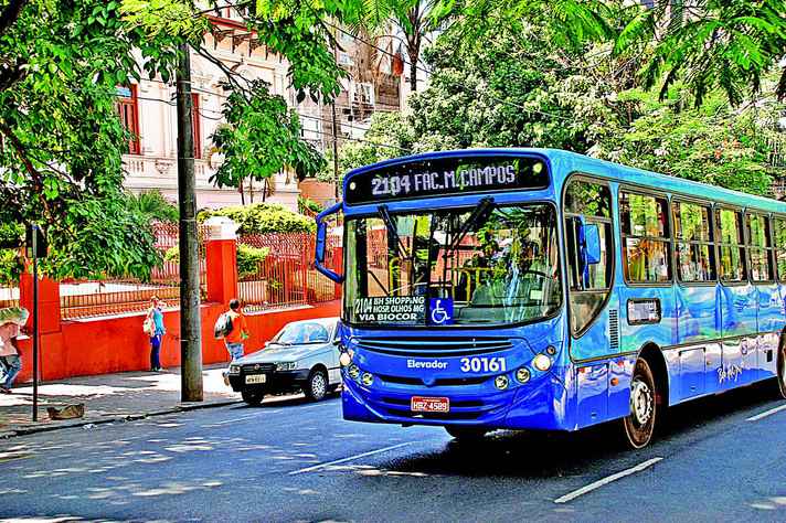 Tarifa Zero BH também lança o 'Cadê meu busão?', ferramenta que monitora oferta de ônibus no transporte coletivo de Belo Horizonte
