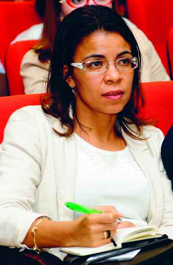 Vanicléia Santos é uma das historiadoras envolvidas no trabalho