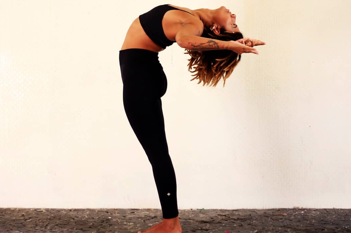 Yoga marginal: corpos negros também podem se ressignificar por meio da prática da yoga