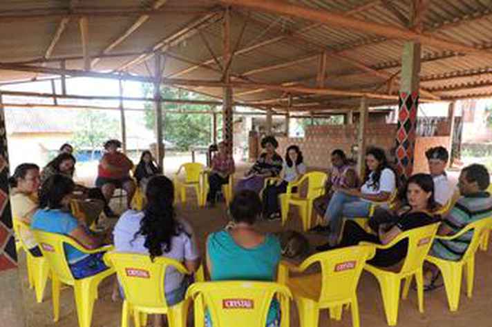 Grupo discute questões das mulheres Kaxixós