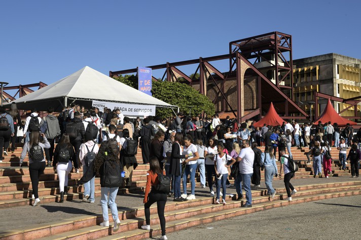 Milhares de estudantes das redes pública e privada de educação básica visitaram a Mostra Sua UFMG