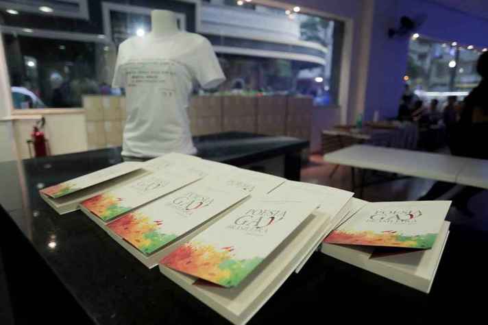 Poesia Gay Brasileira: livro terá lançamento em BH