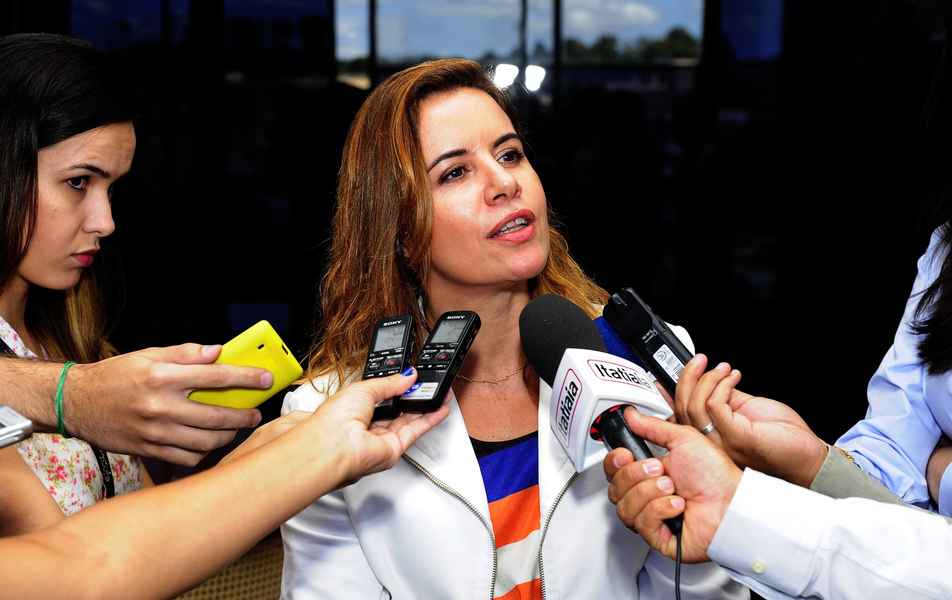 Vice-reitora Sandra Regina Goulart Almeida