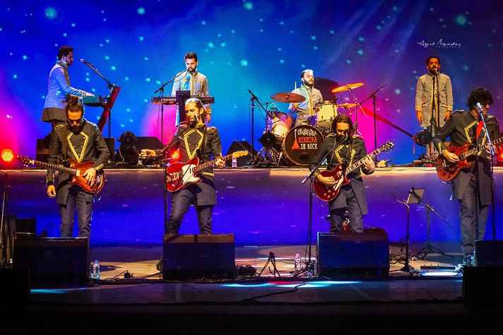 Orquestra Mineira de Rock no show dedicado aos Beatles