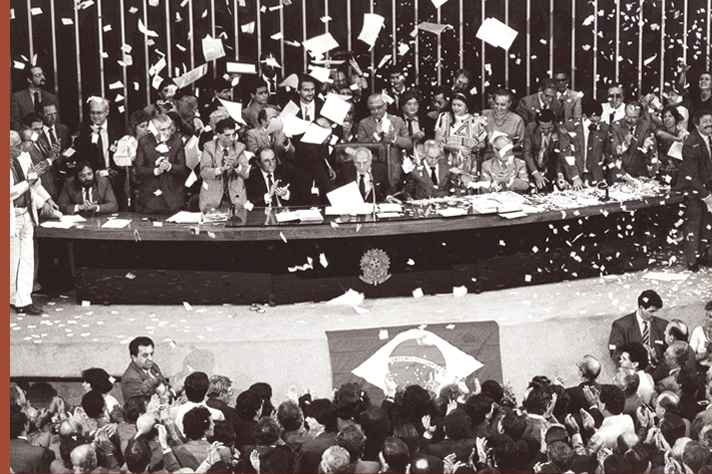Sessão final de trabalho da Assembleia Constituinte, em 22 de setembro de 1988