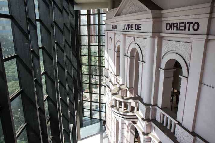 Prédio da Faculdade de Direito da UFMG, localizado no centro de Belo Horizonte