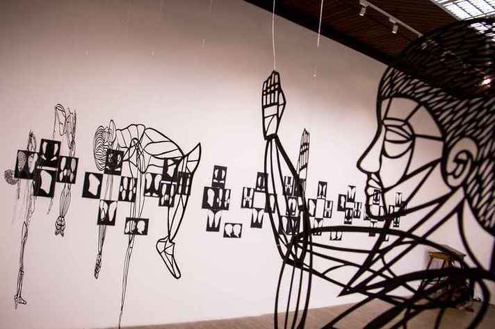 Exposição 'Bonecos', de Cecília Gália Costin, no Centro Cultural UFMG