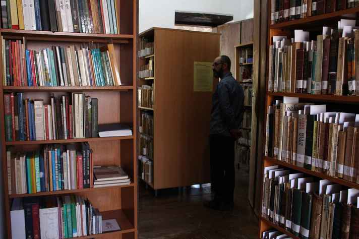 Centro de Estudos e Biblioteca: acervo de cinco intelectuais brasileiros e documentos de arquivos europeus