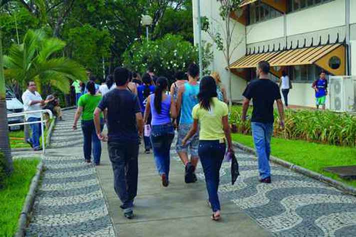 Calouros no campus Pampulha: registro acadêmico será realizado de 3 a 7 de fevereiro