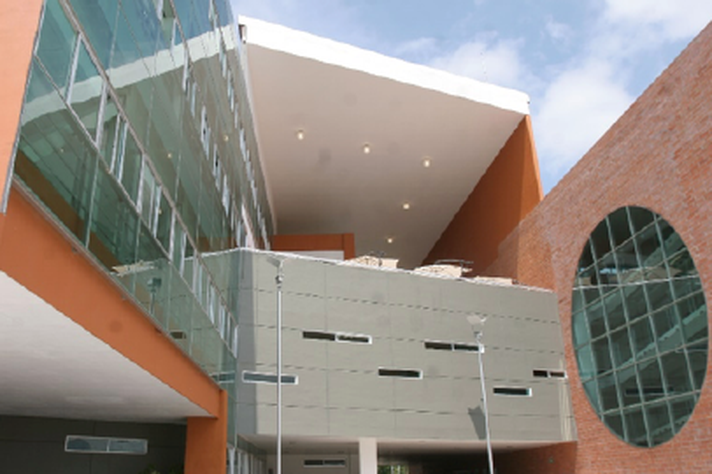 Centro Universitário de Ciências Sociais e Humanas, campus Belenes, sede do Calas, no México