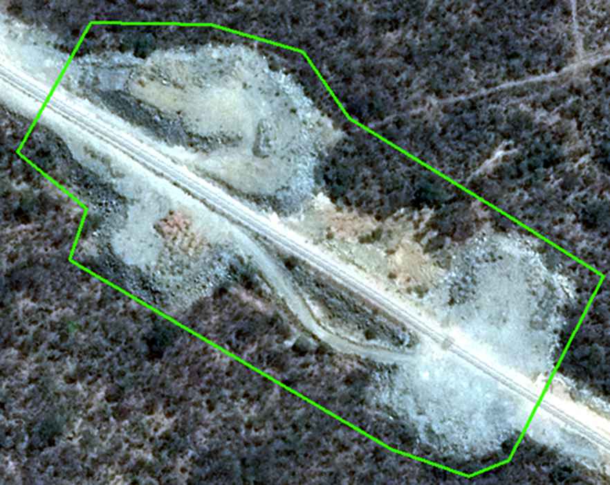Exemplo de irregularidade próxima a ferrovia: descarte irregular de materiais em obras de terraplenagem