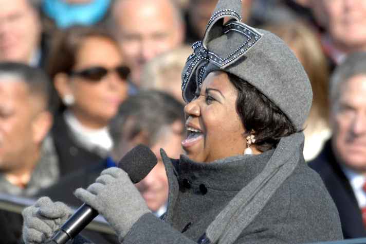 Aretha Franklin canta na posse do presidente norte-americano Barack Obama em 2009.
