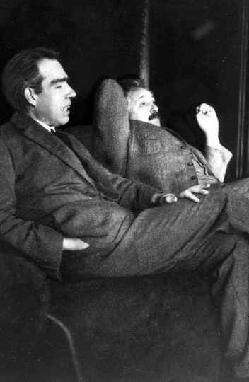Niels Bohr e Albert Einstein, na Holanda, em 1925: dupla protagonizou um dos mais célebres debates da história da ciência