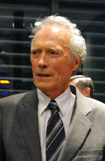 Clint Eastwood constriu carreira sólida em Hollywood