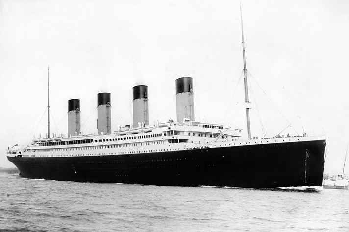 Foto do RMS Titanic, navio cujo naufrágio inspirou o filme lançado em 1997