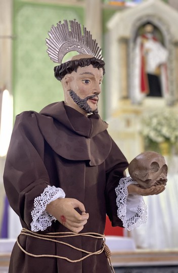 Imagem de São Francisco de Assis Penitente foi devolvida à Paróquia de Cipotânea em meados de abril, em ato legal e litúrgico que mobilizou a comunidade da cidade