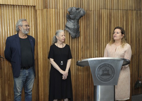 Flávio Carsalade, Carla Coscarelli e Sandra Goulart durante a cerimônia de transmissão de cargo