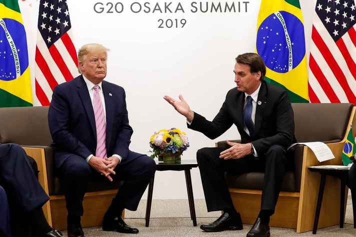 'Relações diplomáticas do governo Bolsonaro se dão preferencialmente com os Estados Unidos', segundo Lopes