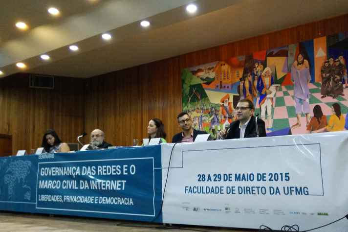 Seminário sobre governança das redes e o Marco Civil, realizado em 2015, foi ponto de partida dos artigos reunidos em livro