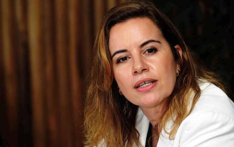 Vice-reitora Sandra Regina Goulart Almeida