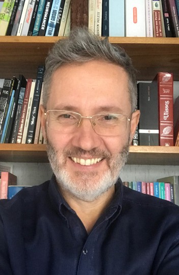 Luis Alberto Brandão é professor da Faculdade de Letras da UFMG
