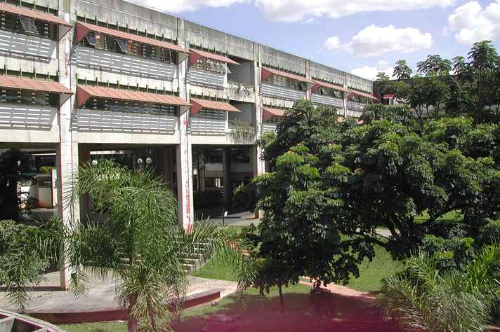 Prédio da Fafich no campus Pampulha, onde a unidade está instalada desde 1990