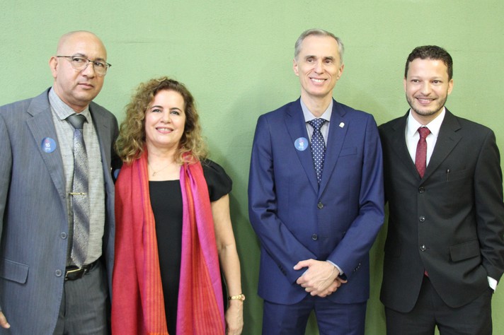 Helder, Sandra Goulart Almeida, Alessandro Fernandes e Alcinei Místico